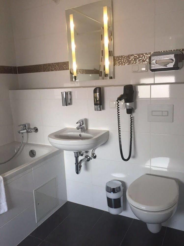 Hotel Monte Cristo Offenbach am Main Екстер'єр фото